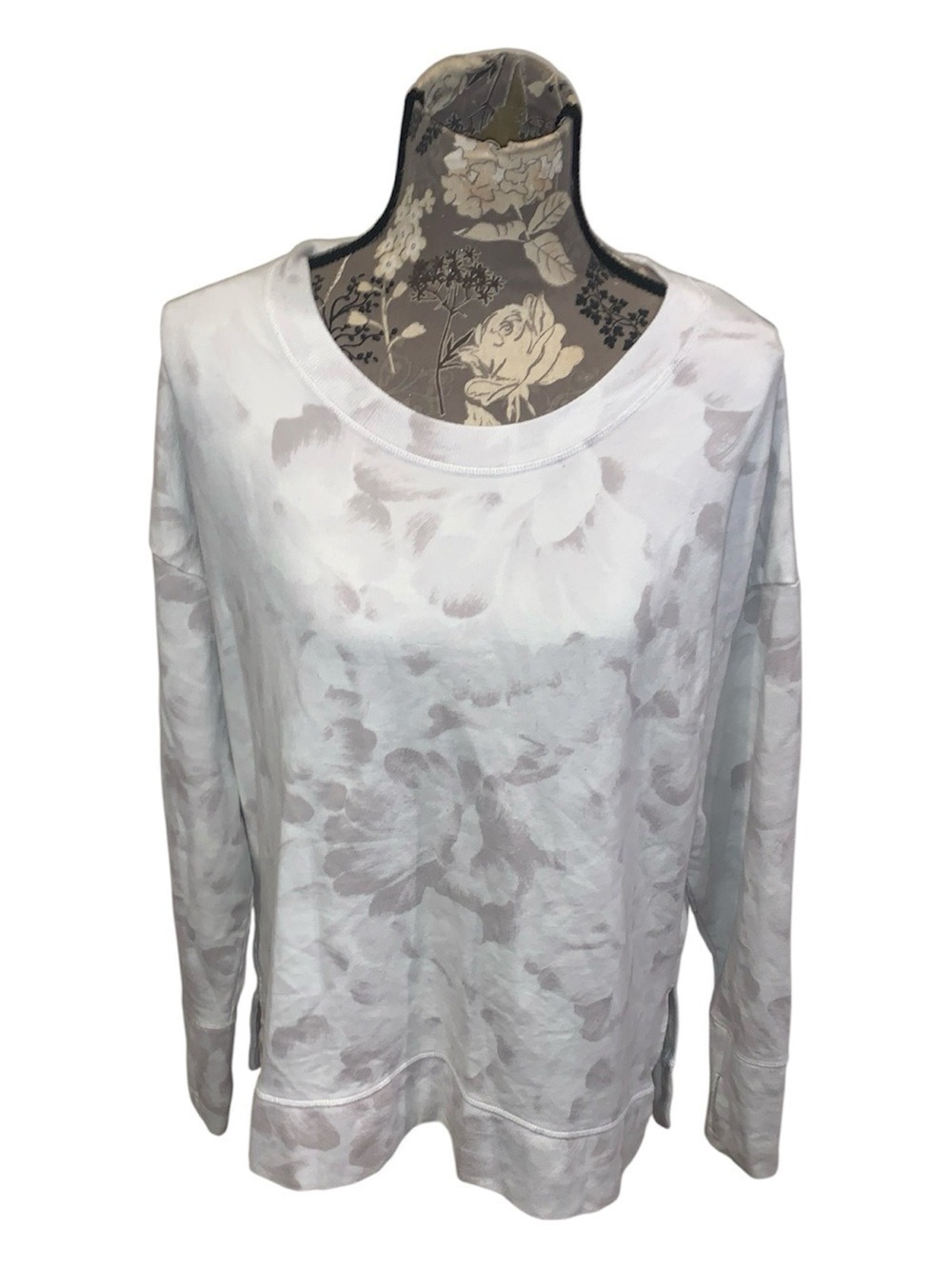 ATHLETA Chakra Floral Bluff Gray Long Sleeve Balance Sweatshirt XL - Picture 2 of 8